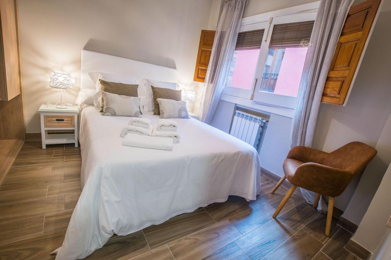 Ibericabeds Plaza Nueva Suite 21 غرناطة المظهر الخارجي الصورة